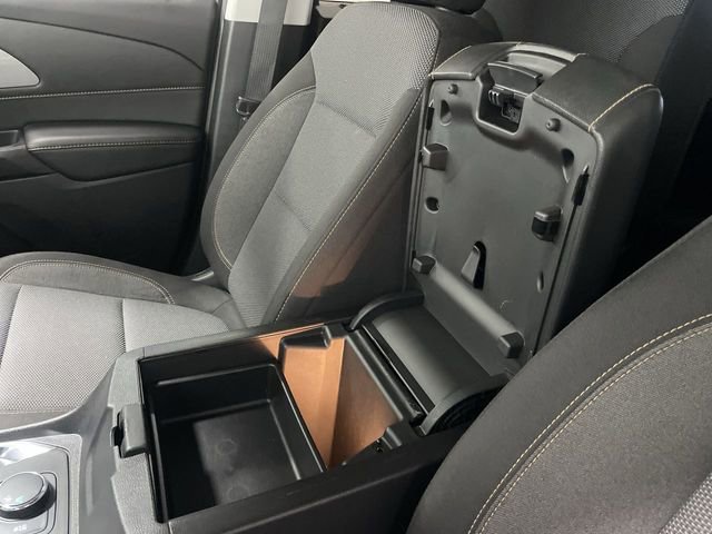 Used 2021 Chevrolet Traverse LS image 21