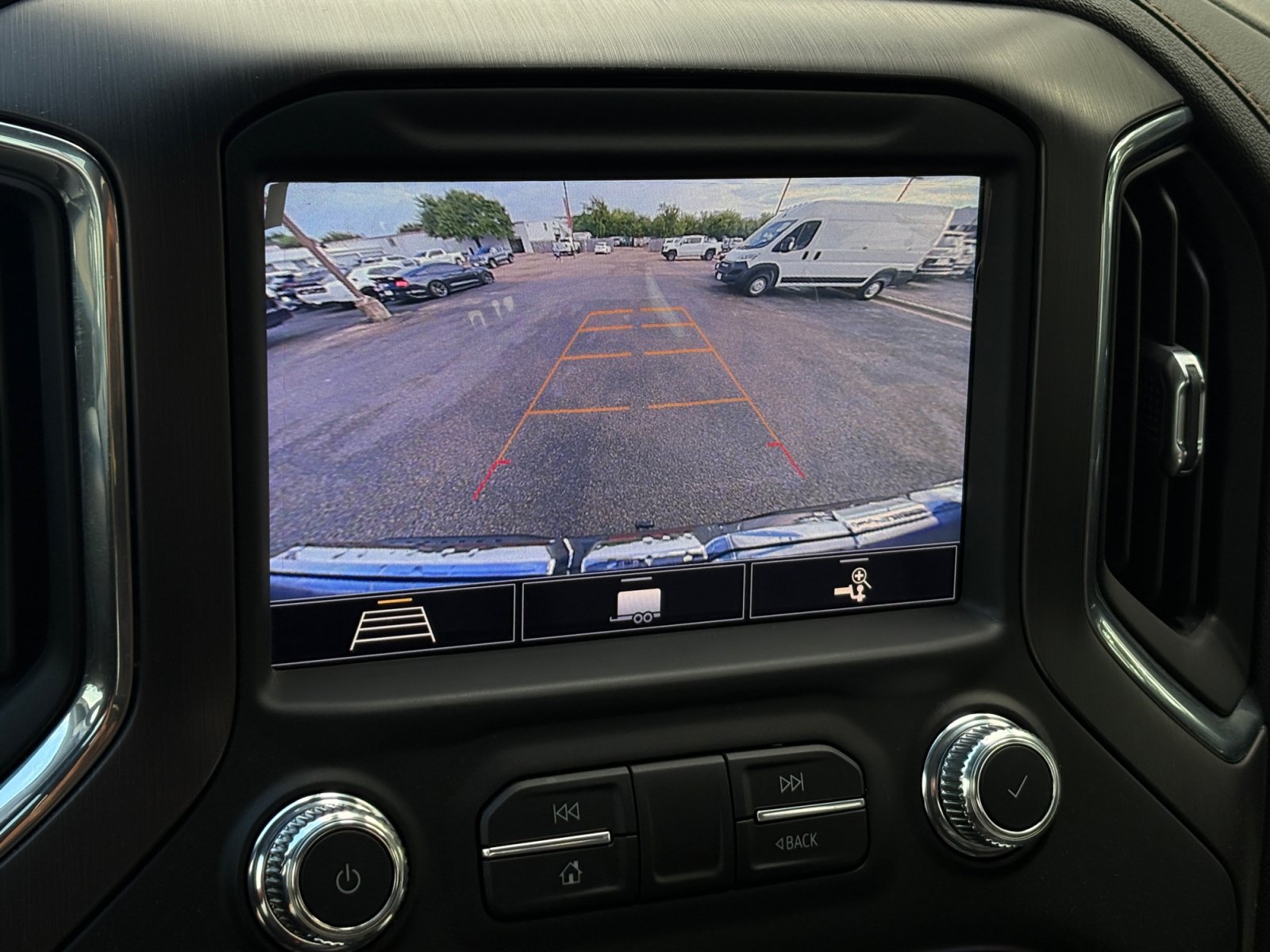 Used 2020 GMC Sierra 1500 AT4 w/ AT4 Premium Package AWD/4WD image 15