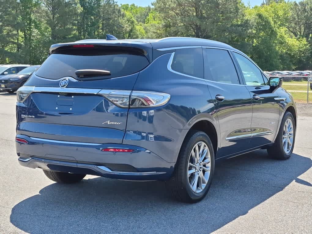 Used 2023 Buick Enclave Avenir w/ Avenir Technology Package AWD/4WD image 5