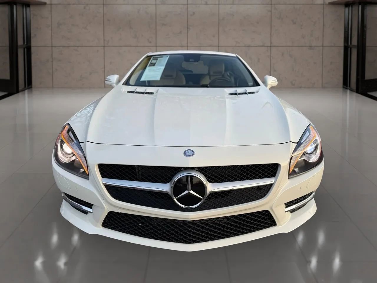 Used 2014 Mercedes-Benz SL 550 image 14