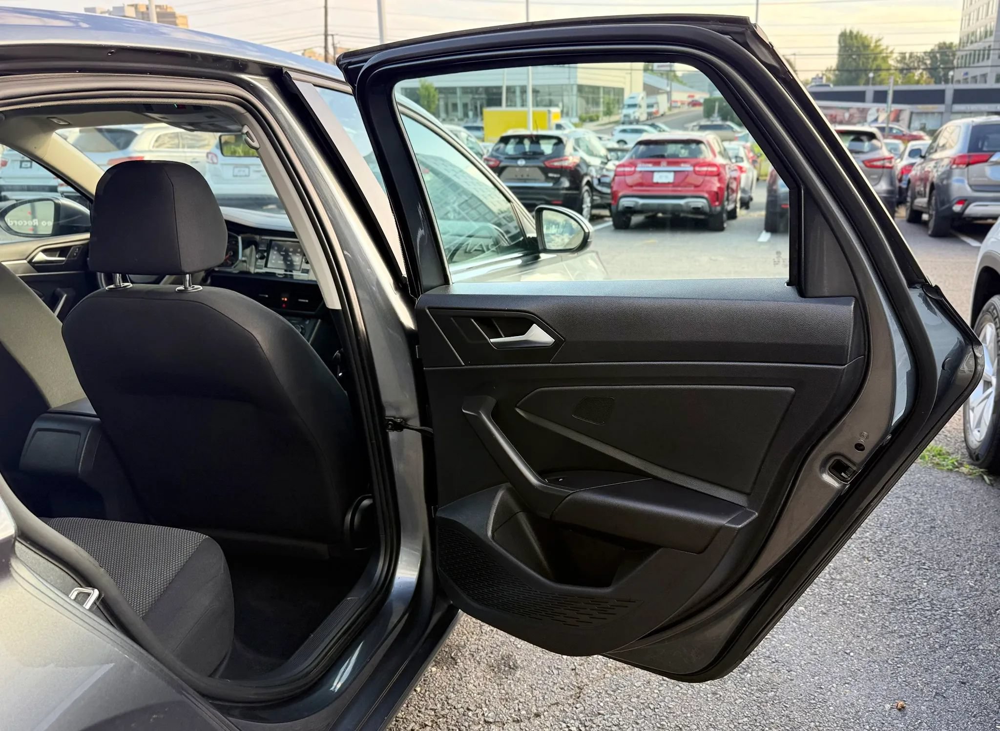 Used 2020 Volkswagen Jetta S FWD image 30