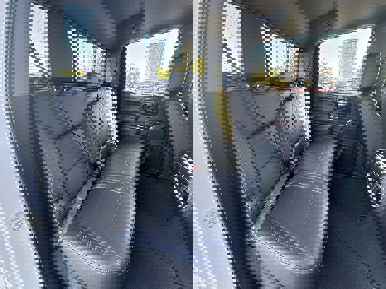 Used 2022 GMC Sierra 1500 SLT w/ SLT Premium Plus Package image 26