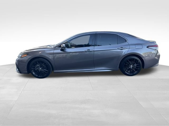 Used 2024 Toyota Camry XSE w/ Cold Weather Package FWD image 2