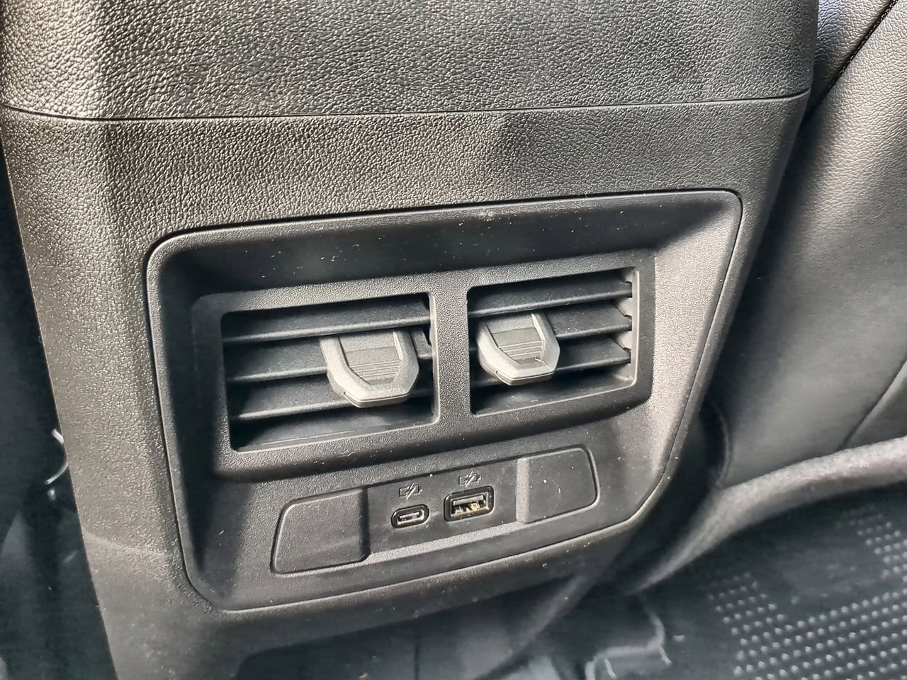 New 2025 GMC Canyon AT4 w/ Nightfall Edition image 22