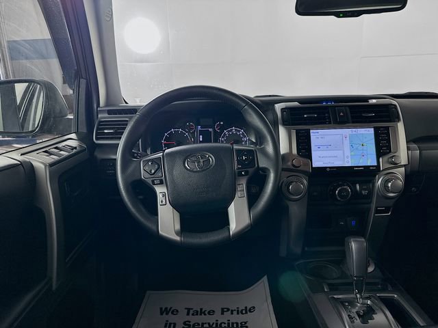 Used 2022 Toyota 4Runner SR5 Premium image 25