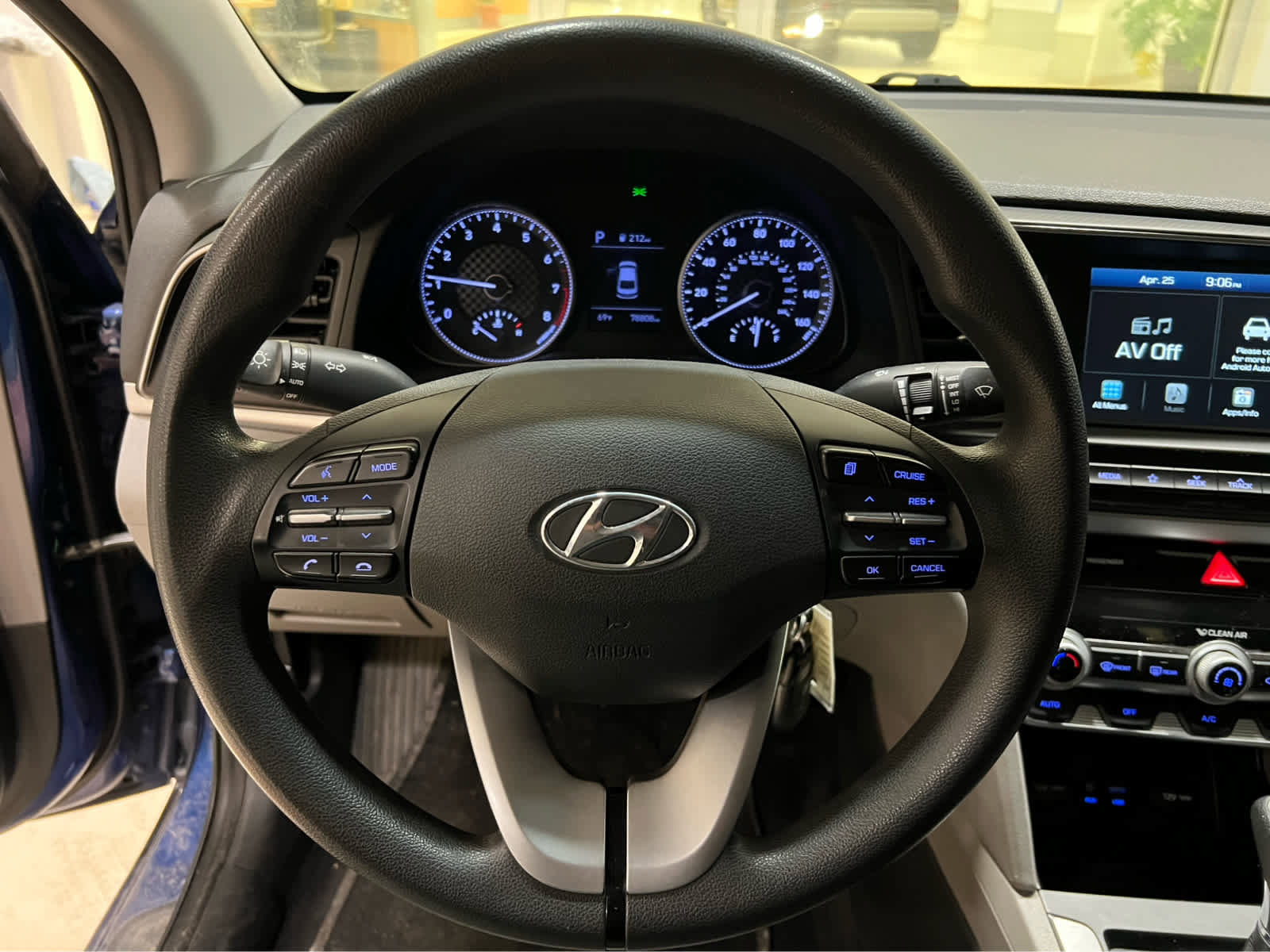 Used 2020 Hyundai Elantra SEL FWD image 13
