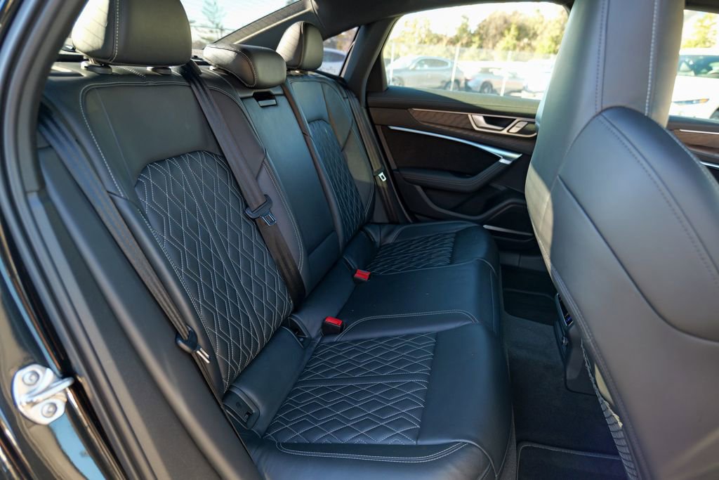 Used 2020 Audi S6 Premium Plus w/ S Sport Package image 30