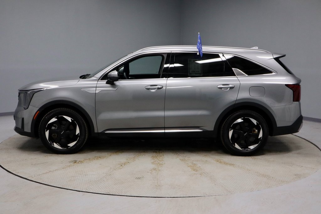 Used 2025 Kia Sorento EX image 10