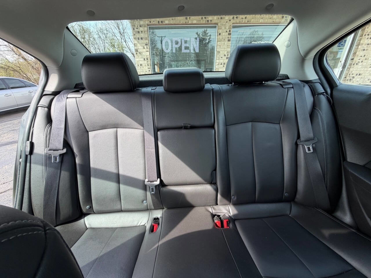 Used 2011 Chevrolet Cruze LTZ FWD image 21