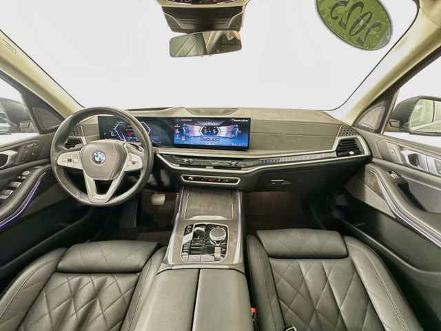 Used 2025 BMW X7 xDrive40i w/ Premium Package AWD/4WD image 35