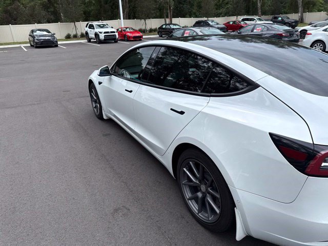 Used 2021 Tesla Model 3 Standard Range Plus RWD image 7