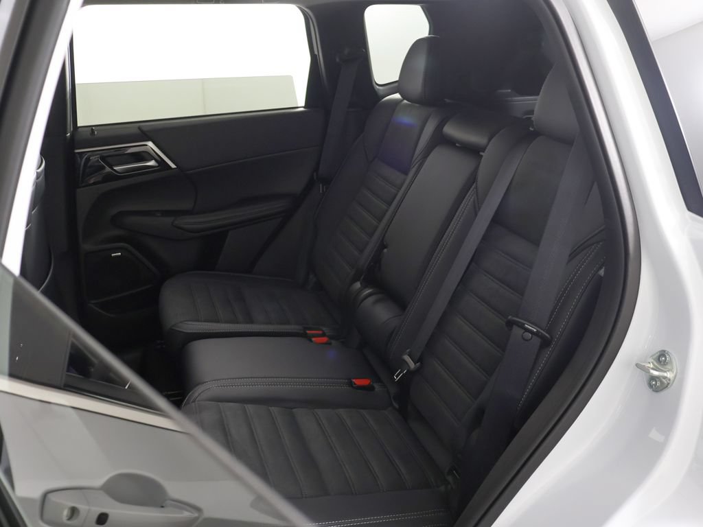 New 2026 Mitsubishi Outlander SE FWD image 31
