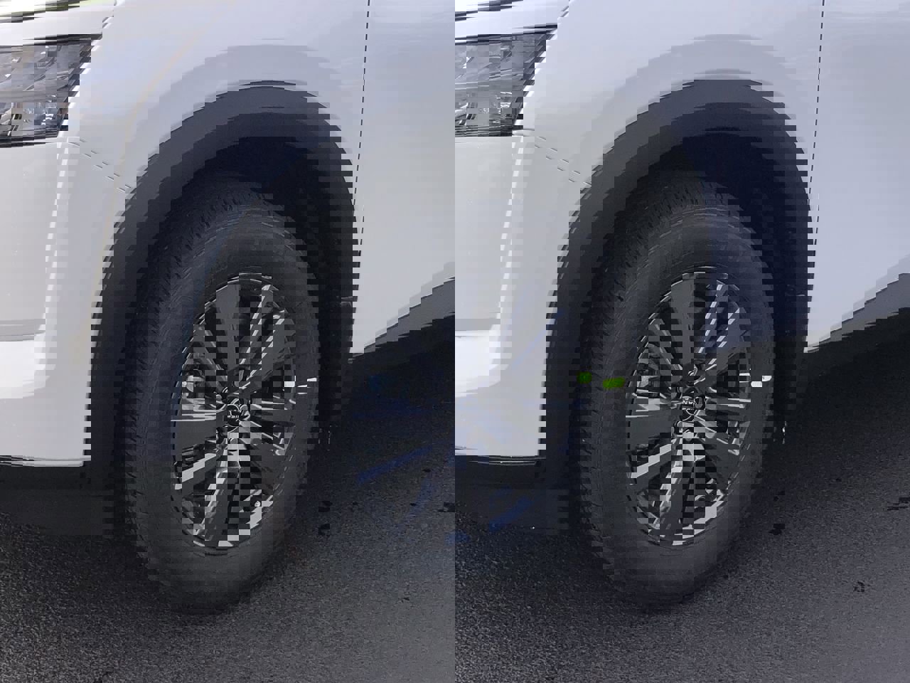 New 2025 Nissan Pathfinder SV image 10