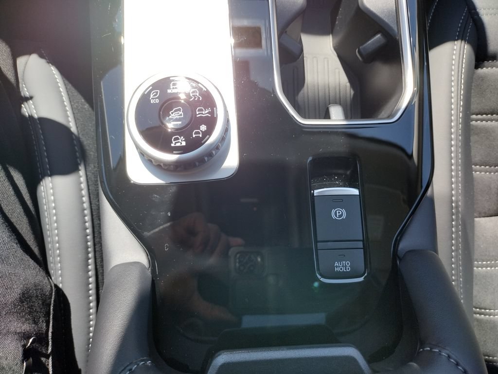 New 2026 Mitsubishi Outlander SE AWD/4WD image 26