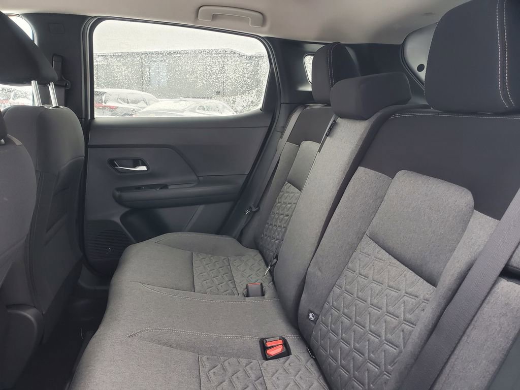 New 2026 Nissan Kicks SV w/ Cold Weather Package FWD image 25
