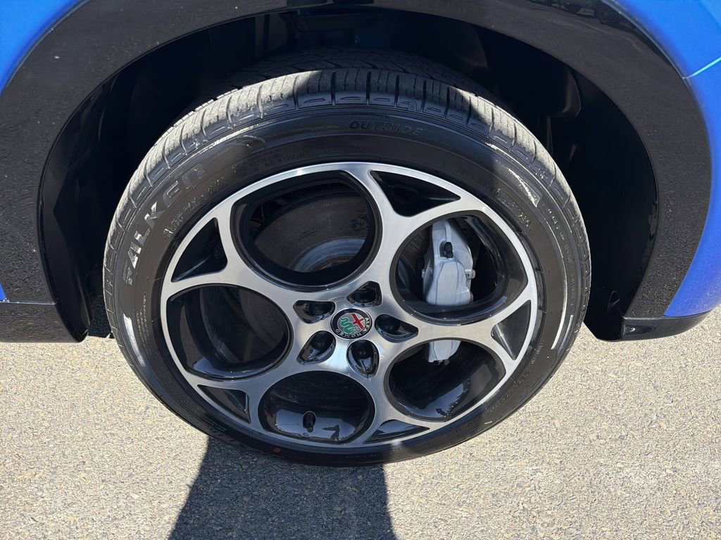 Used 2024 Alfa Romeo Tonale Ti image 33