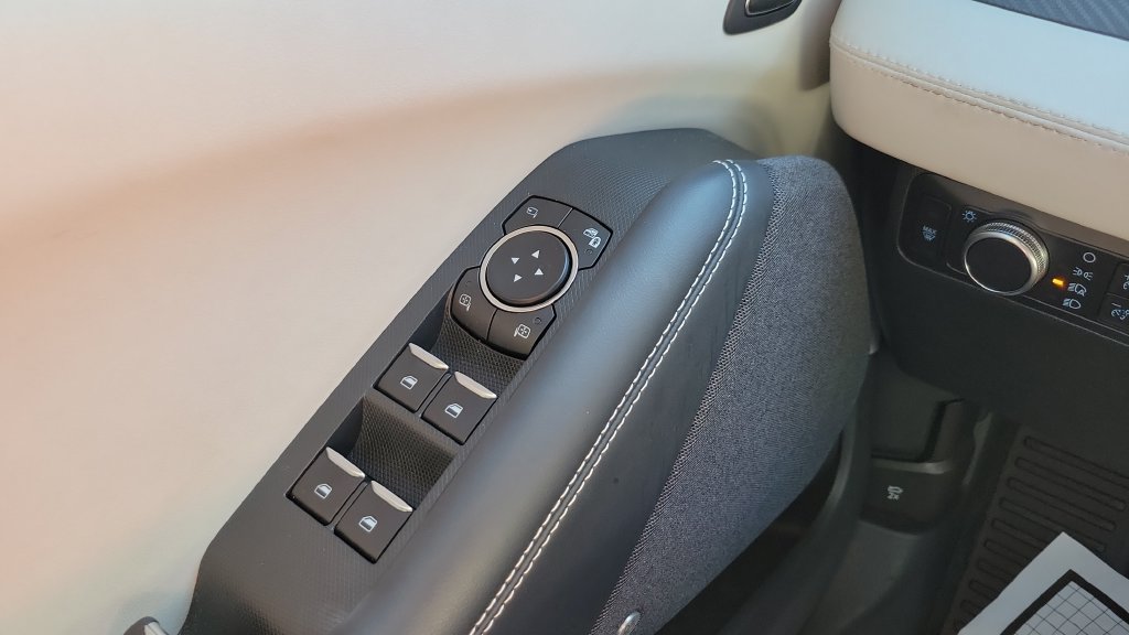 Used 2021 Ford Mustang Mach-E Premium RWD image 20
