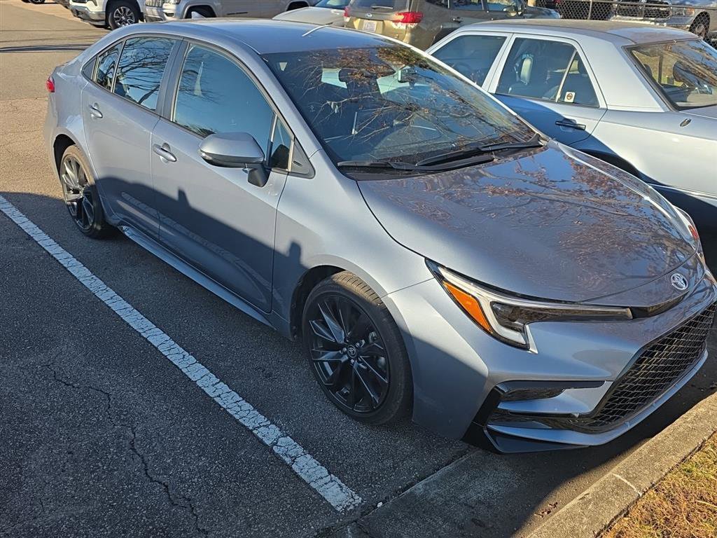 Used 2026 Toyota Corolla XLE image 3