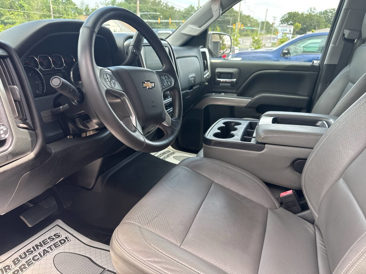 Used 2018 Chevrolet Silverado 1500 LT w/ All Star Edition AWD/4WD image 16
