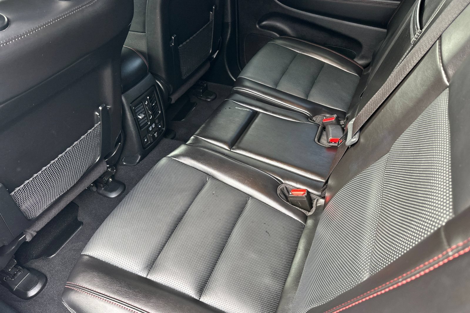 Used 2025 Dodge Durango GT AWD/4WD image 11