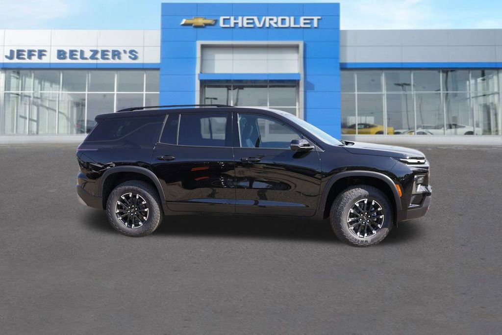 New 2026 Chevrolet Traverse Z71 image 2