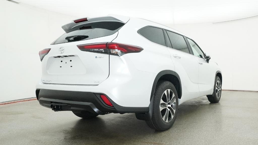 New 2026 Toyota Highlander XLE AWD/4WD image 13