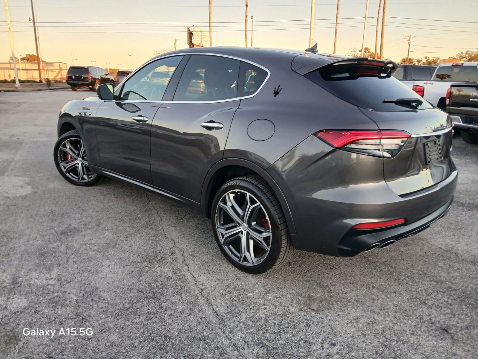 Used 2022 Maserati Levante Modena image 4