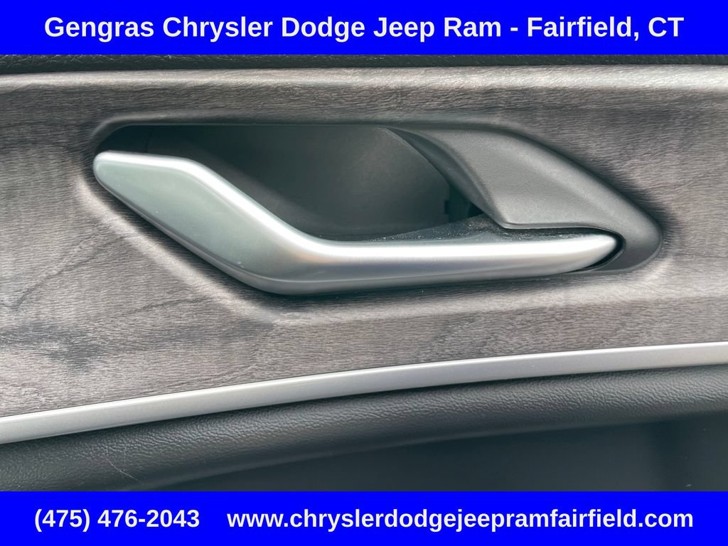 Certified 2023 Jeep Grand Cherokee Limited AWD/4WD image 12