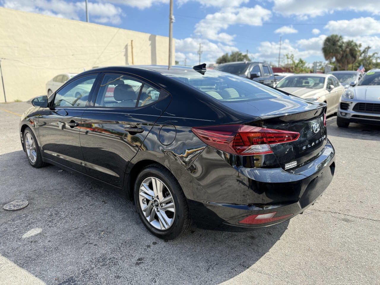 Used 2019 Hyundai Elantra SEL image 5