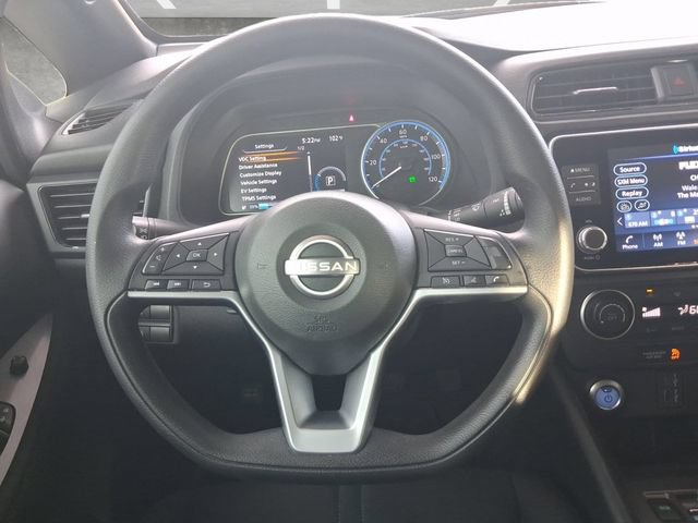 Used 2025 Nissan Leaf S FWD image 27