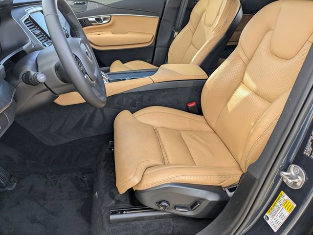 Used 2024 Volvo XC90 B6 Ultimate w/ Protection Package Premier image 12