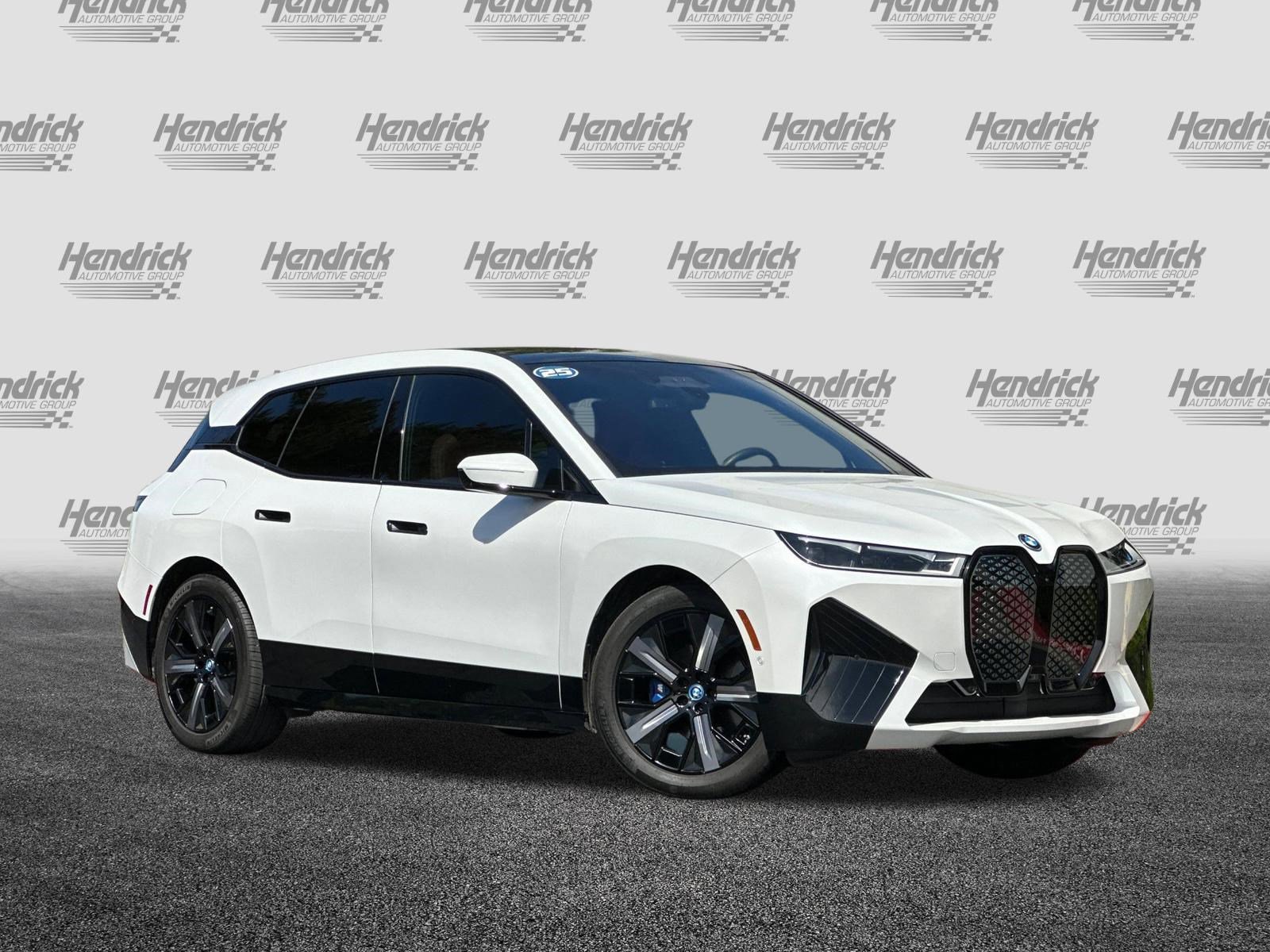 Used 2025 BMW iX M60 image 2