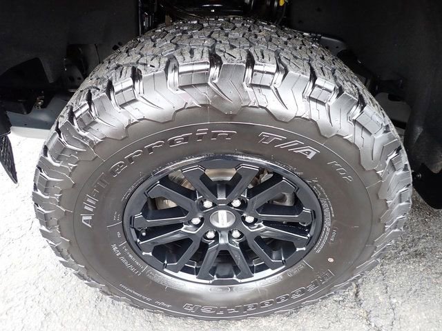 Certified 2024 Ford F150 Raptor image 12