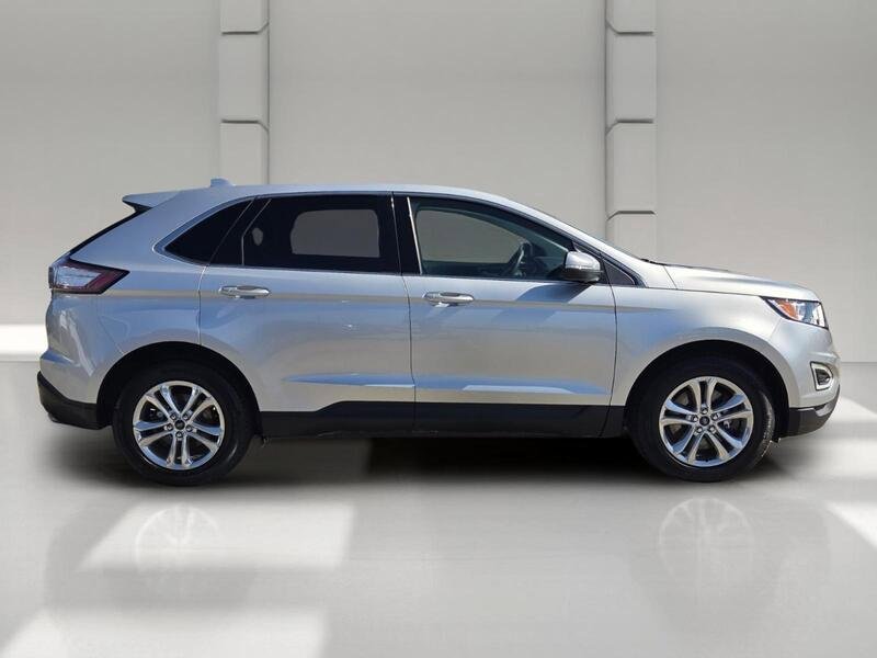 Used 2016 Ford Edge SEL w/ Equipment Group 201A AWD/4WD image 6