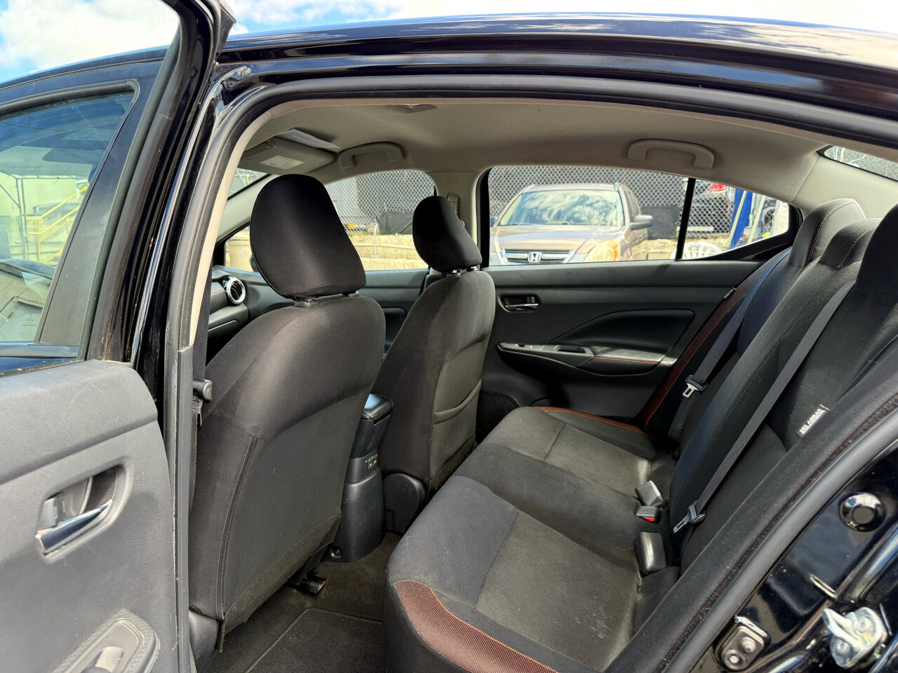 Used 2021 Nissan Versa SR image 11