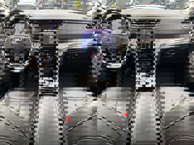 Used 2023 Jeep Grand Cherokee Limited w/ Black Appearance Package image 52