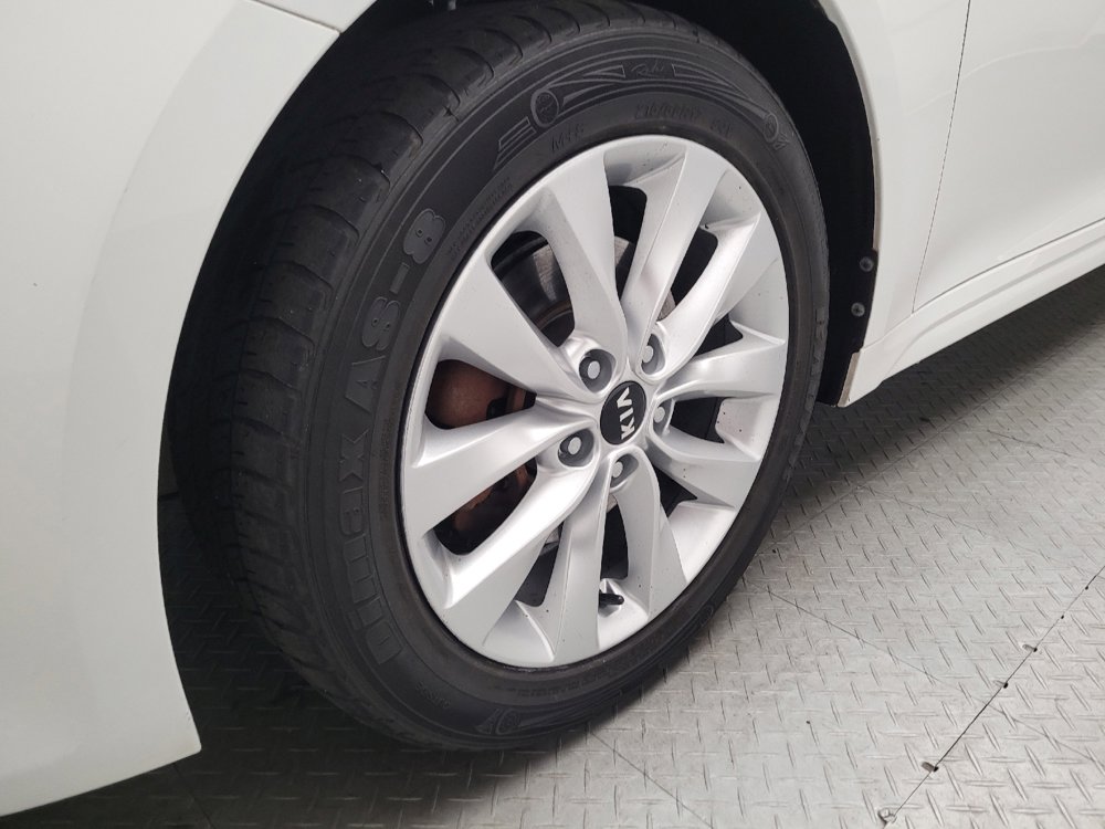 Used 2016 Kia Optima EX FWD image 31