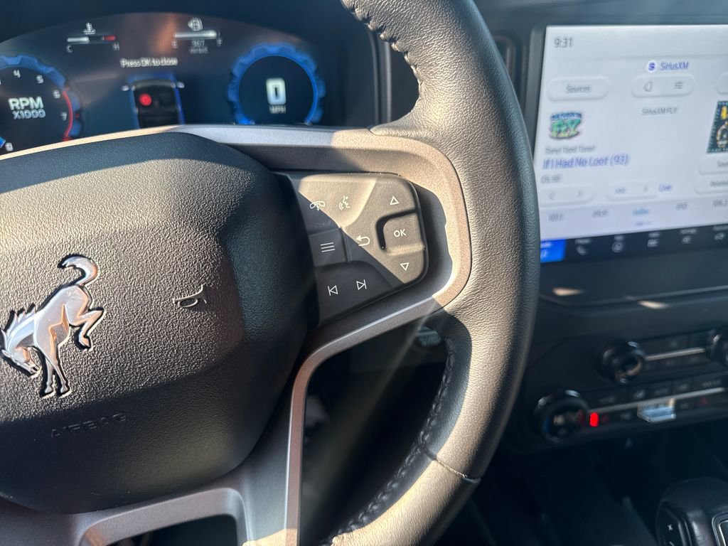 Used 2025 Ford Bronco Big Bend image 32