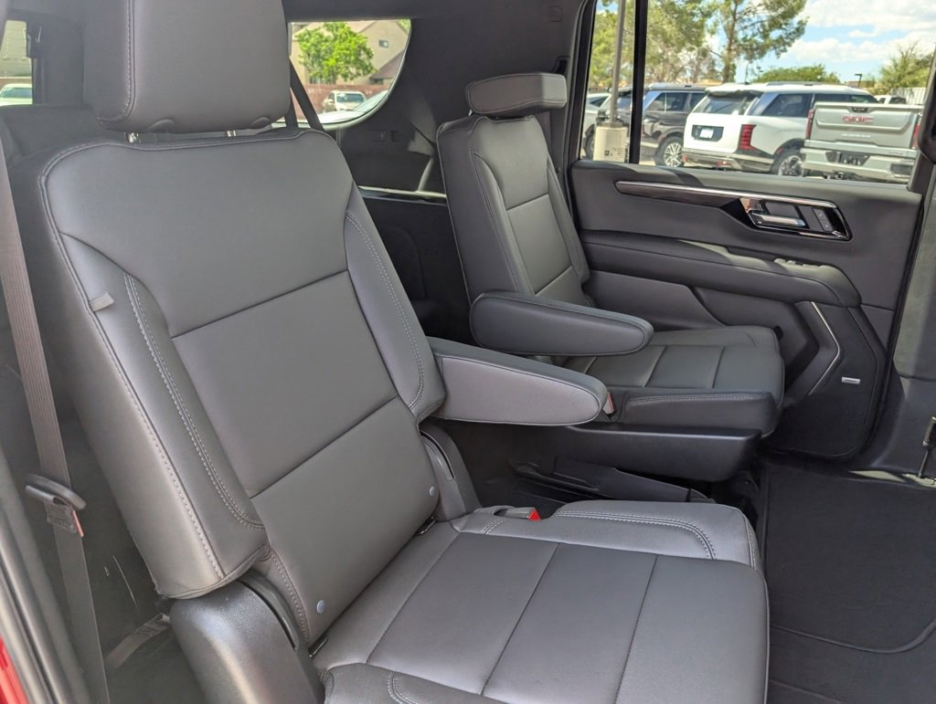 New 2025 Chevrolet Suburban LT w/ Comfort Package image 14