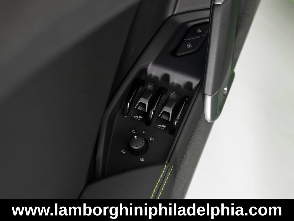 Used 2026 Lamborghini Temerario AWD/4WD image 15