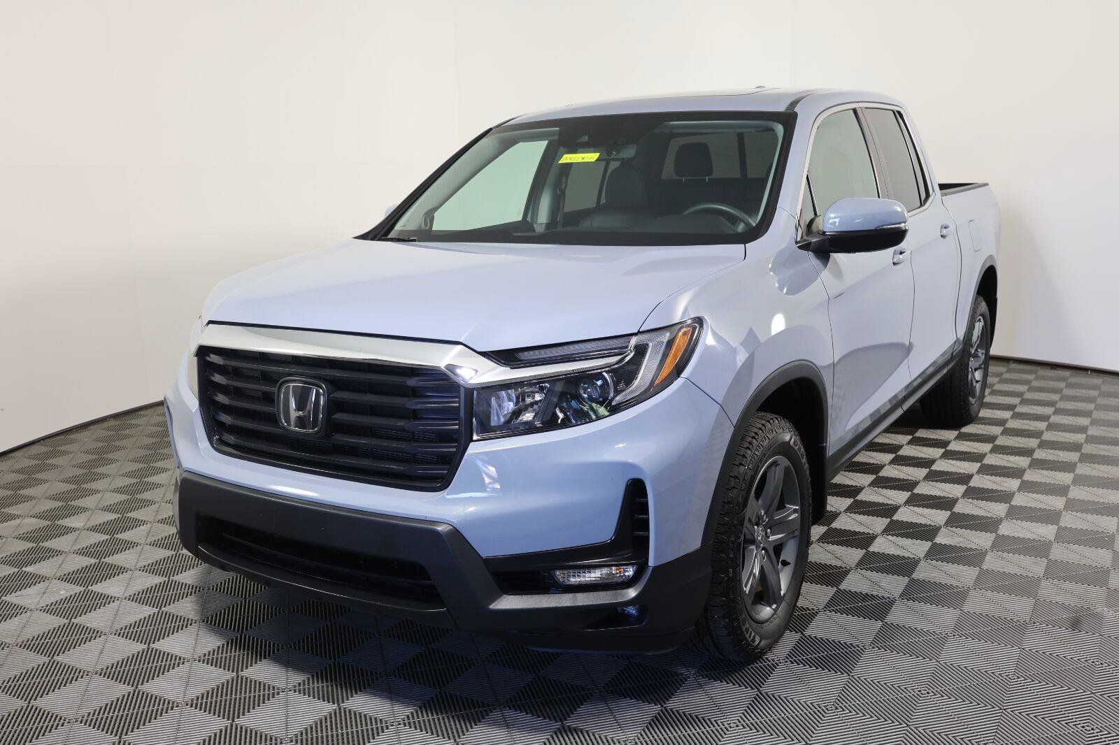 Used 2023 Honda Ridgeline RTL image 1