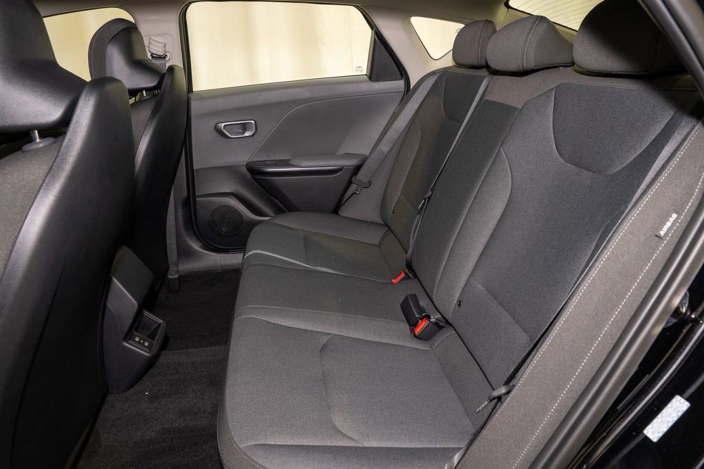 New 2025 Kia K4 LXS image 9