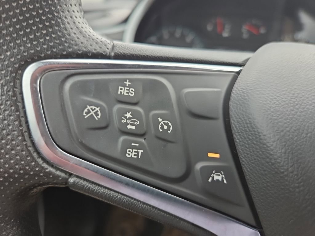 Used 2024 Chevrolet Malibu LT FWD image 17