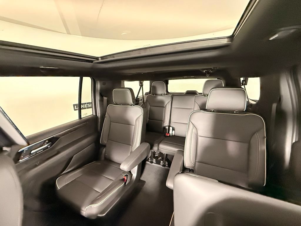 New 2026 Chevrolet Suburban Premier AWD/4WD image 45