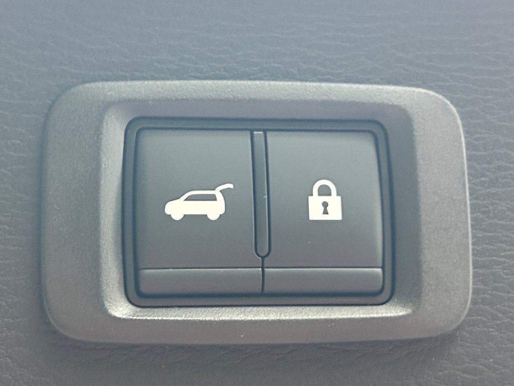 New 2026 Mitsubishi Outlander SE FWD image 21