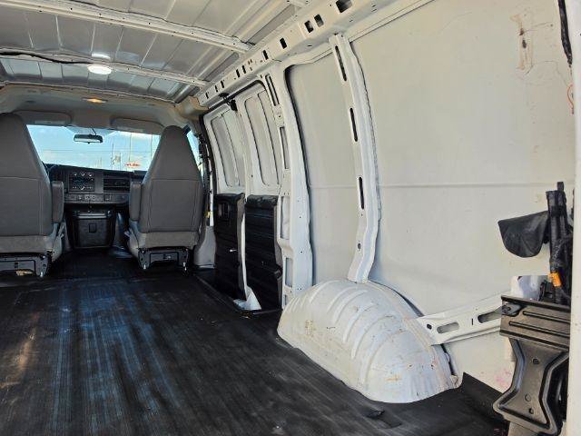 Used 2020 Chevrolet Express 2500 w/ Driver Convenience Package RWD image 37