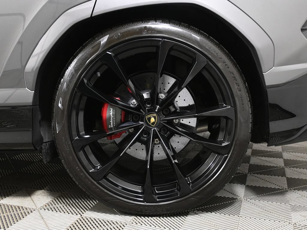 Used 2021 Lamborghini Urus AWD/4WD image 12