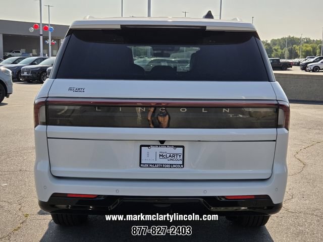 New 2026 Lincoln Navigator Black Label AWD/4WD image 4