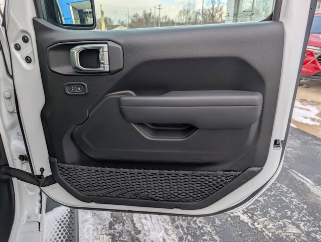 Used 2022 Jeep Wrangler Unlimited Sport image 13