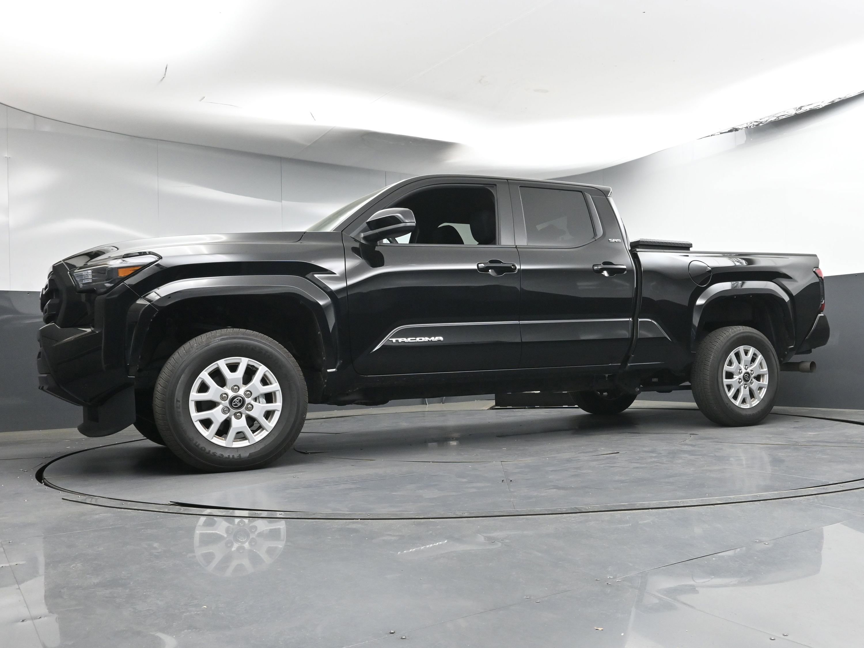 Used 2024 Toyota Tacoma SR5 image 21